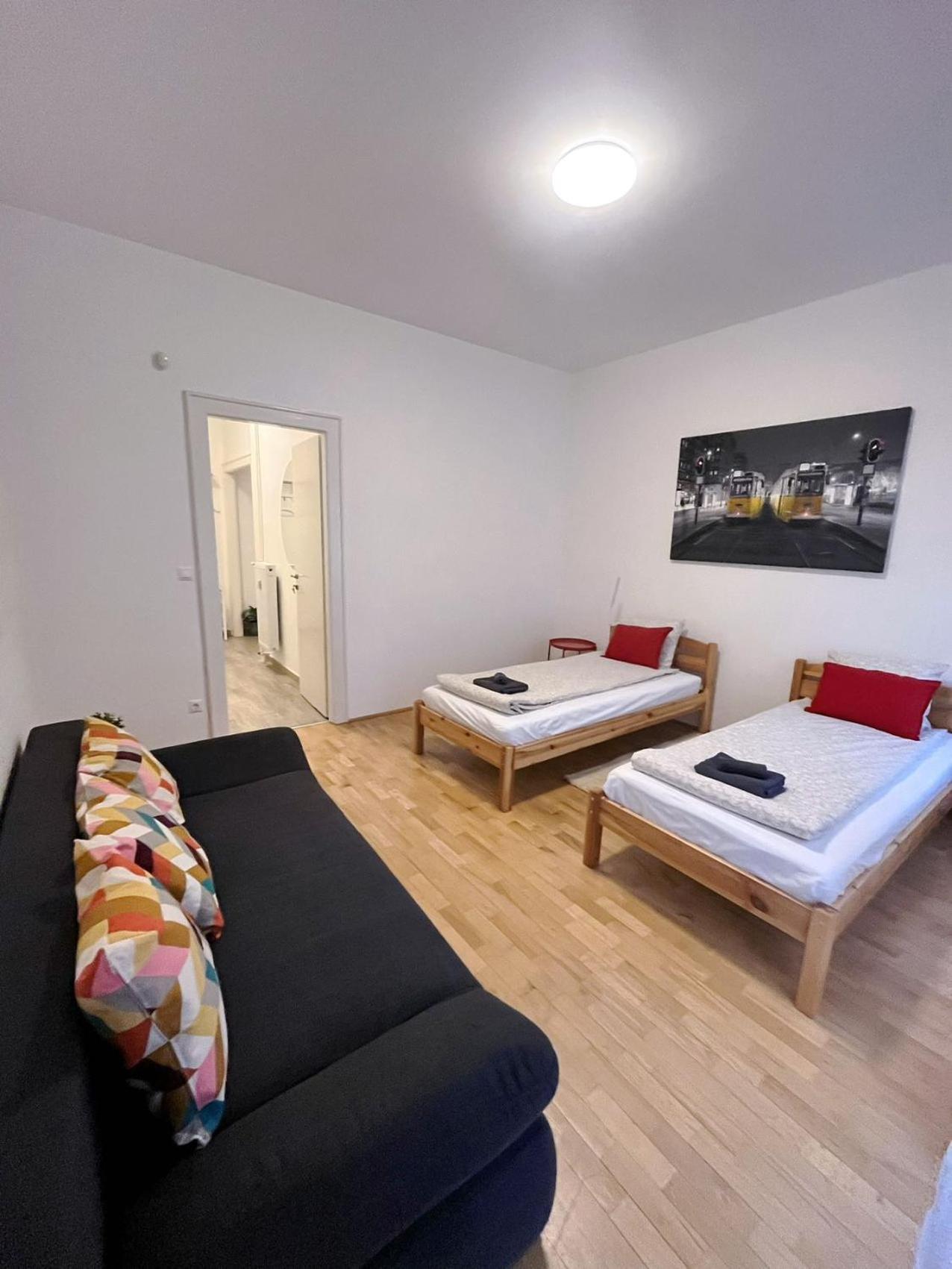 Boutique Family Apartment In The Heart Of City Budapest Exterior photo